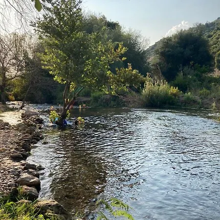 Luxusní stan Albanian Glamping Bunec